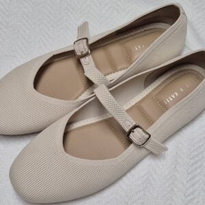 Kelly And Katie Women's Cream Knit Mary Jane Flats Size 7.5m
